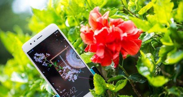 解决V8手机卡顿问题的有效方法（提高V8手机运行速度，让你畅享流畅体验）