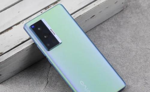 vivo手机与oppo手机，哪个更好？（一场华丽的对决，摩擦出更好的选择）