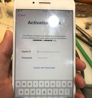 解决iPhone无法充电的问题（使用iPhone检测液体进入充电口）