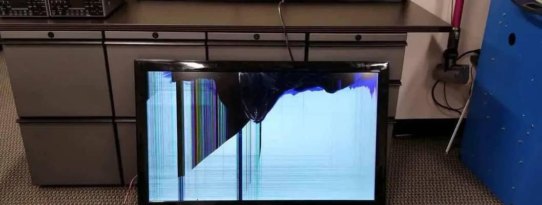 解决连接显示器时出现黑屏问题的方法（遇到显示器黑屏怎么办）