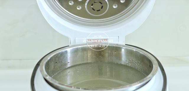 如何修理电饭煲盖子（简单易行的修理方法及注意事项）