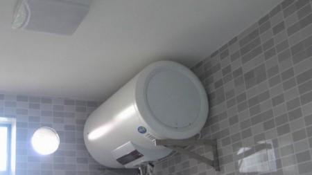 如何正确使用夏天热水器放水（夏天热水器放水的步骤与注意事项）