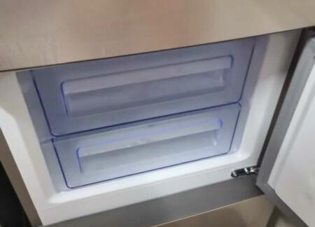 如何有效堵住冰箱上面的小孔（保持冷藏效果）