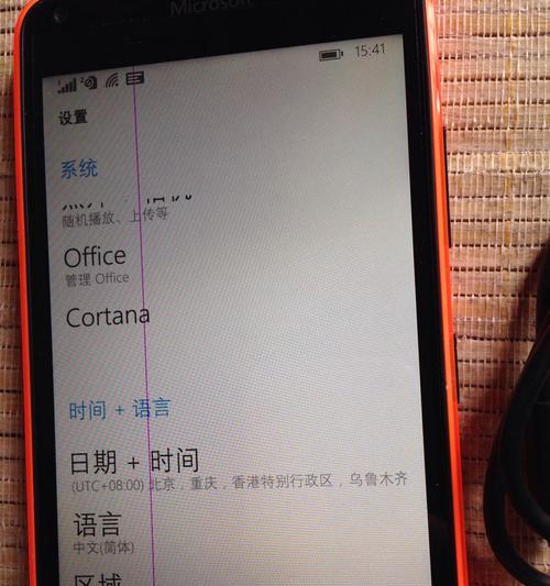 显示器灯亮的原因及解析（探究显示器灯亮的背后原理与机制）