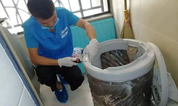 如何彻底清洗汽油烟机？（汽油烟机清洗指南）
