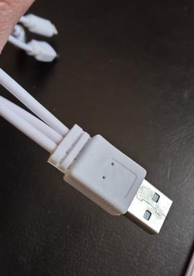 选择适合的苹果手机充电线，享受高品质充电体验（哪个品牌的苹果手机充电线最值得购买）