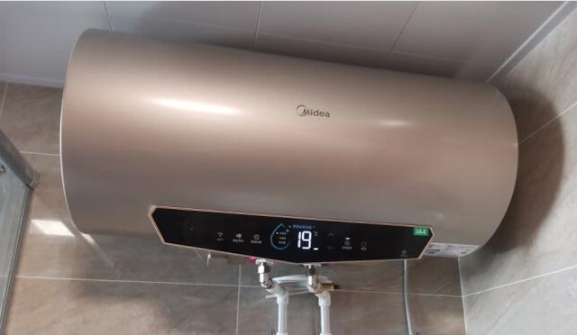 热水器漏油怎么办？如何查热水器漏油原因？