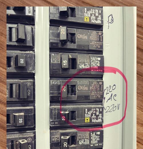 空调外壳无法完全打开的原因是什么？