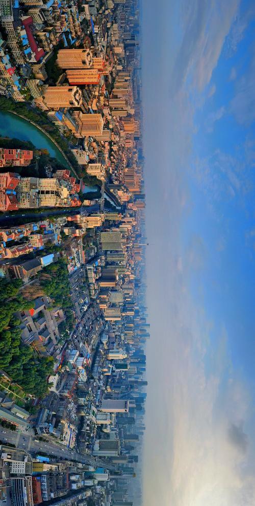 手机如何设置全景拍照布景？