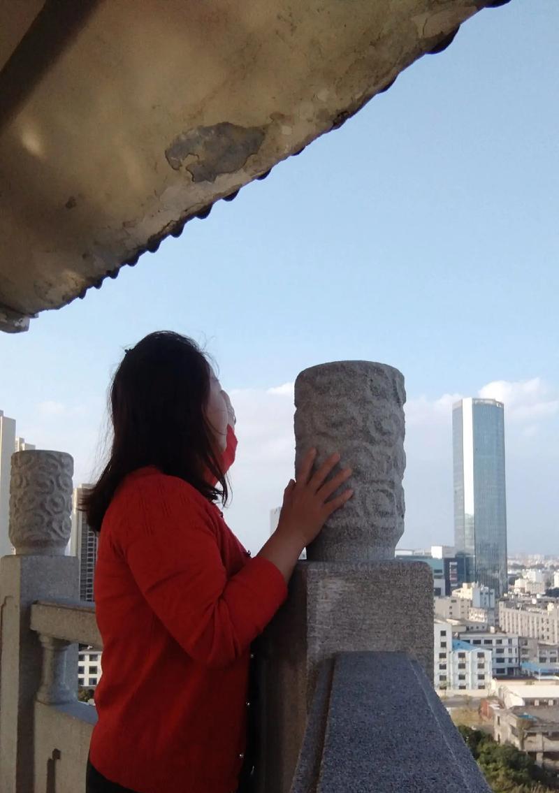 手机摄影中屋檐的拍摄技巧是什么？